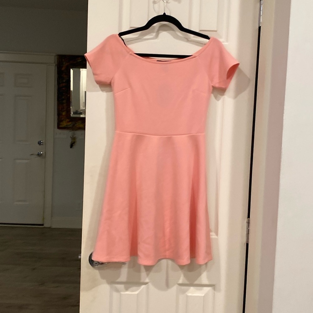 Baby Pink Short Sleeve Mini Dress from Forever 21, size M - Picture 1 of 8